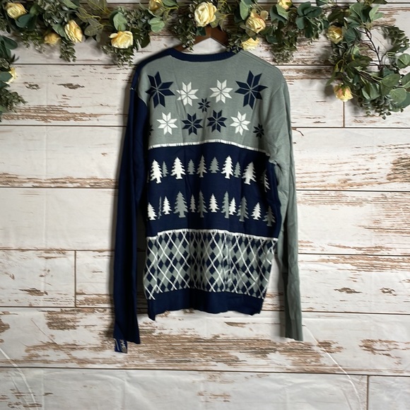 Men's New York Yankees Sweater - Picture 3 of 3